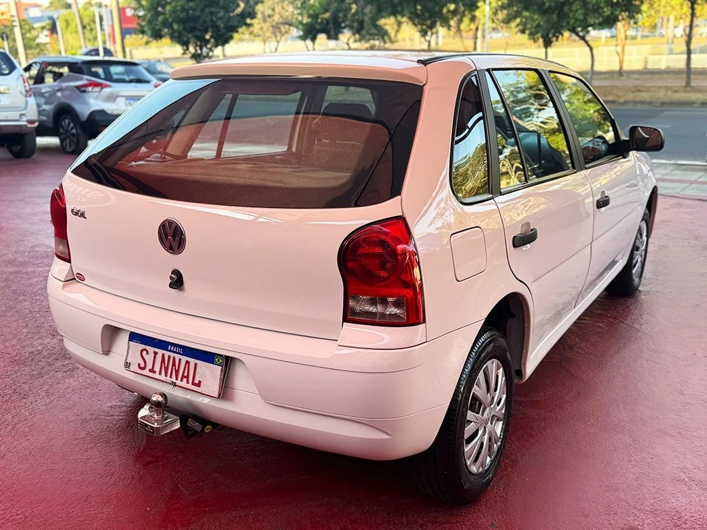 VOLKSWAGEN GOL