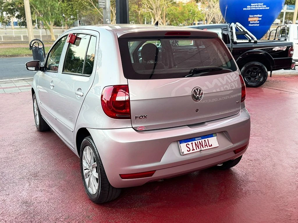 VOLKSWAGEN FOX