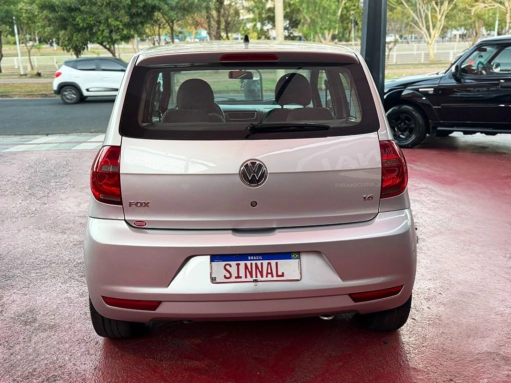 VOLKSWAGEN FOX