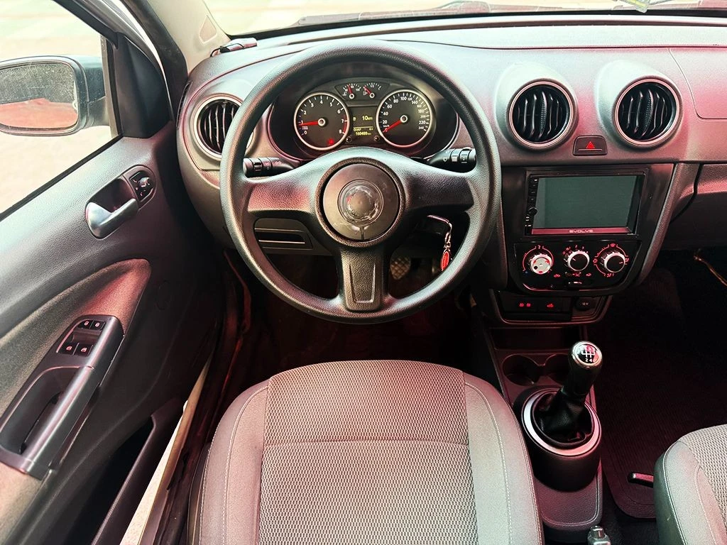 VOLKSWAGEN SAVEIRO