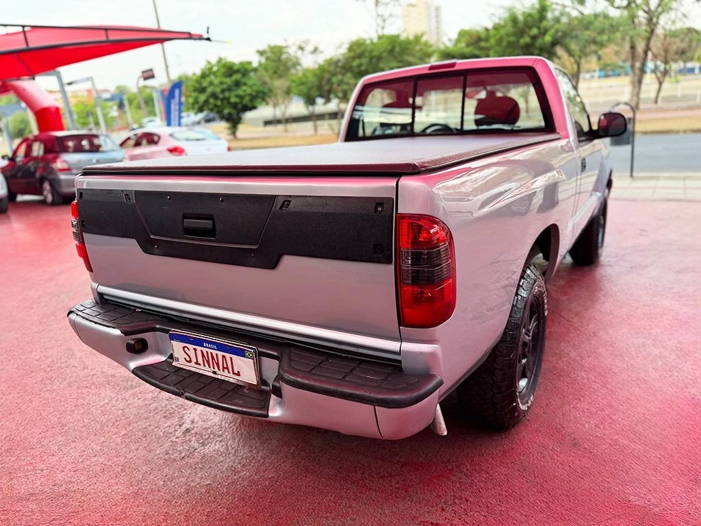 CHEVROLET S10