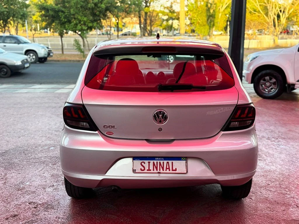 VOLKSWAGEN GOL