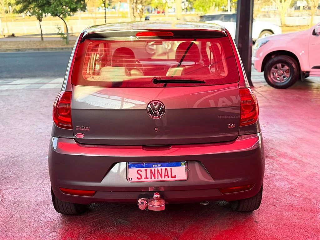VOLKSWAGEN FOX