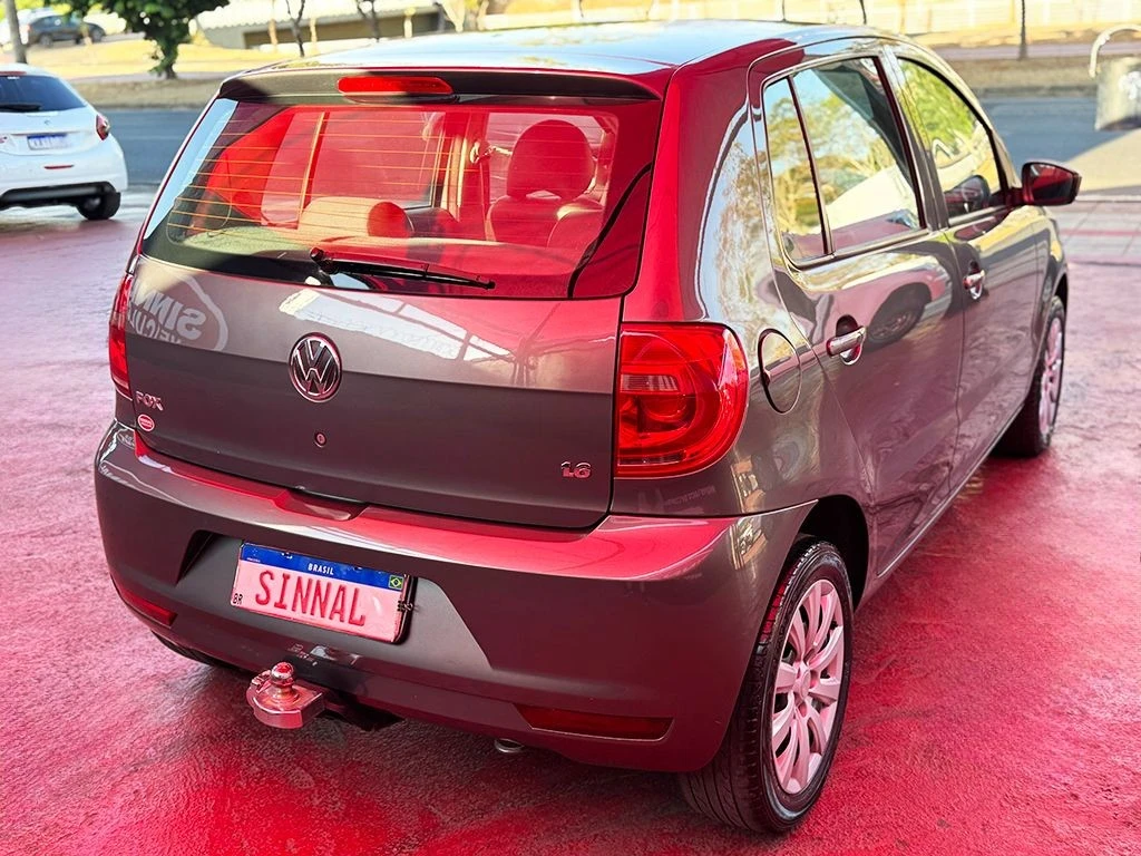 VOLKSWAGEN FOX