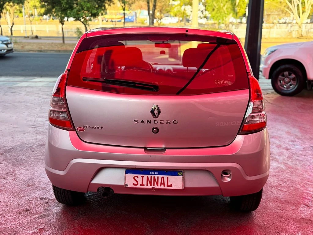 RENAULT SANDERO