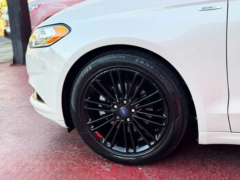 FORD FUSION
