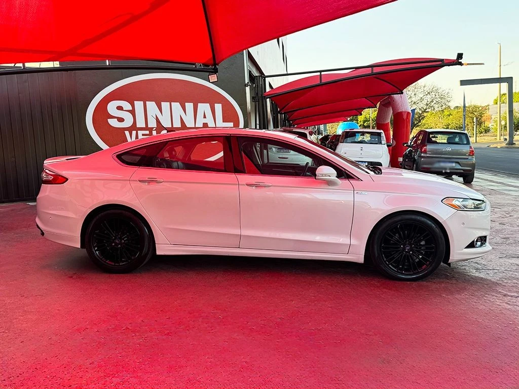 FORD FUSION
