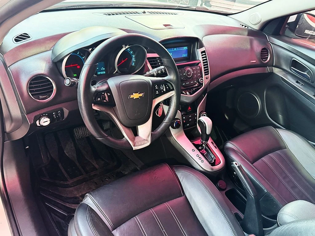 CHEVROLET CRUZE