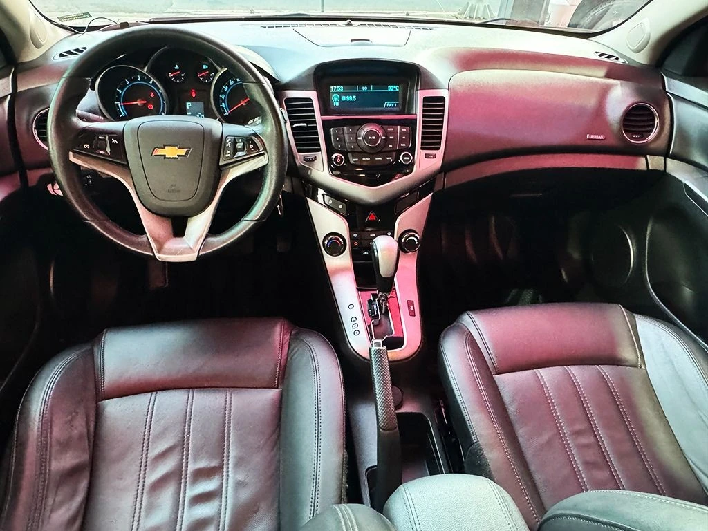 CHEVROLET CRUZE
