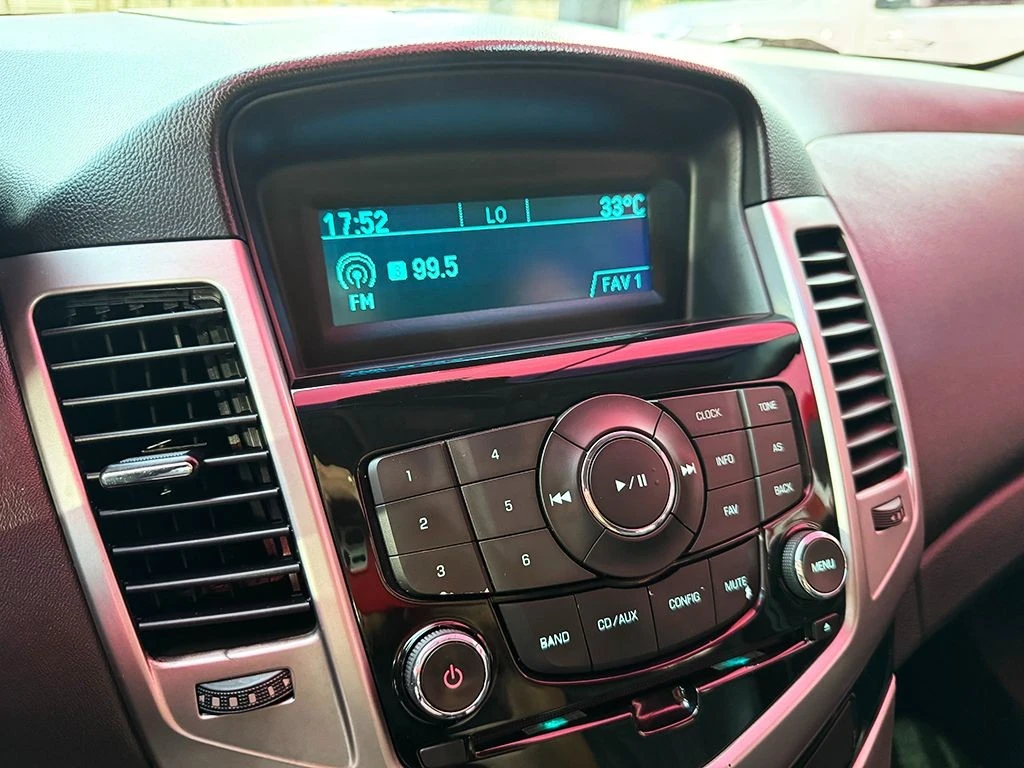 CHEVROLET CRUZE