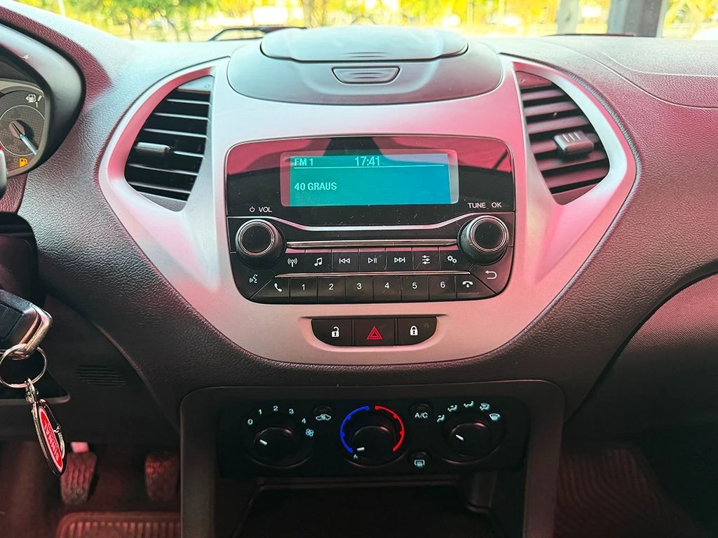 FORD KA