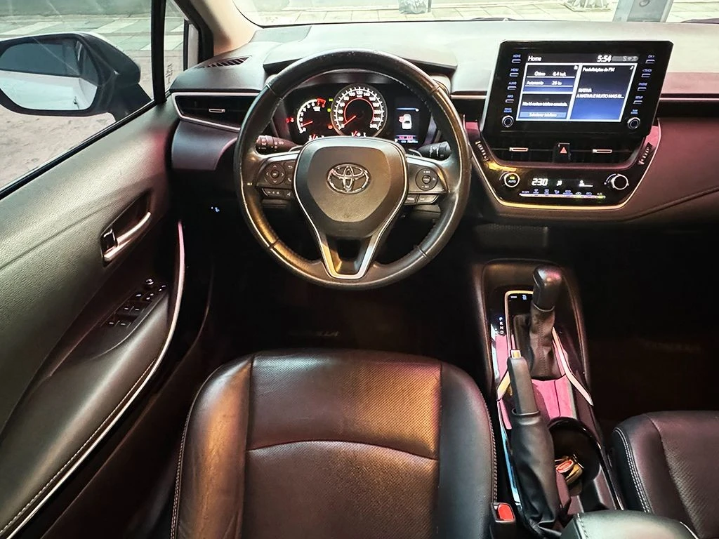 TOYOTA COROLLA