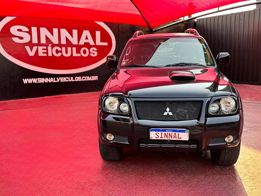 MITSUBISHI PAJERO SPORT
