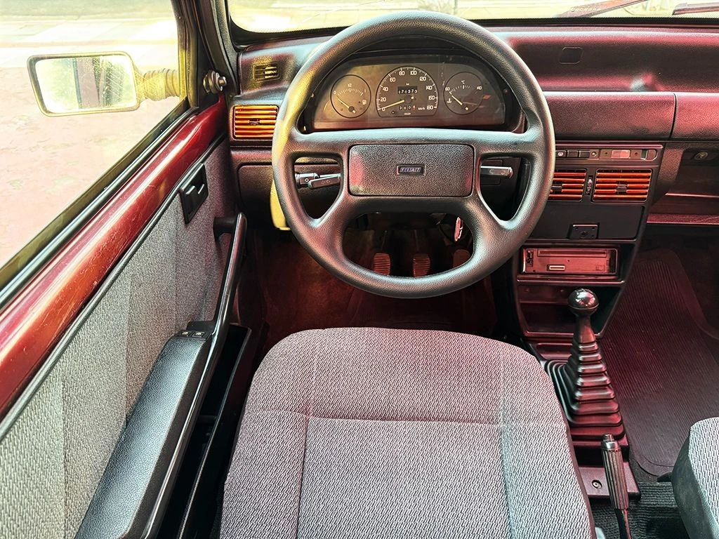 FIAT UNO