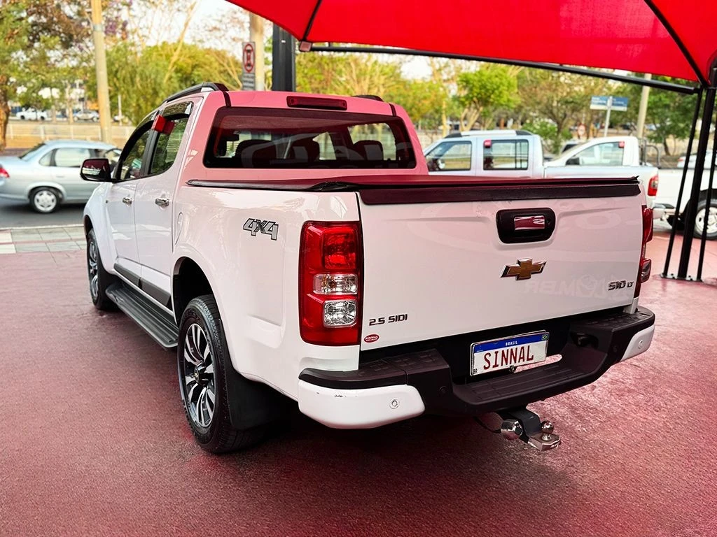CHEVROLET S10