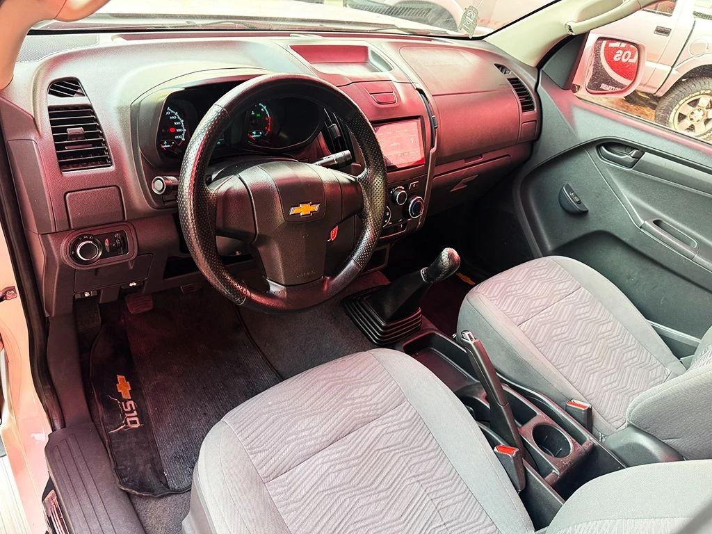 CHEVROLET S10