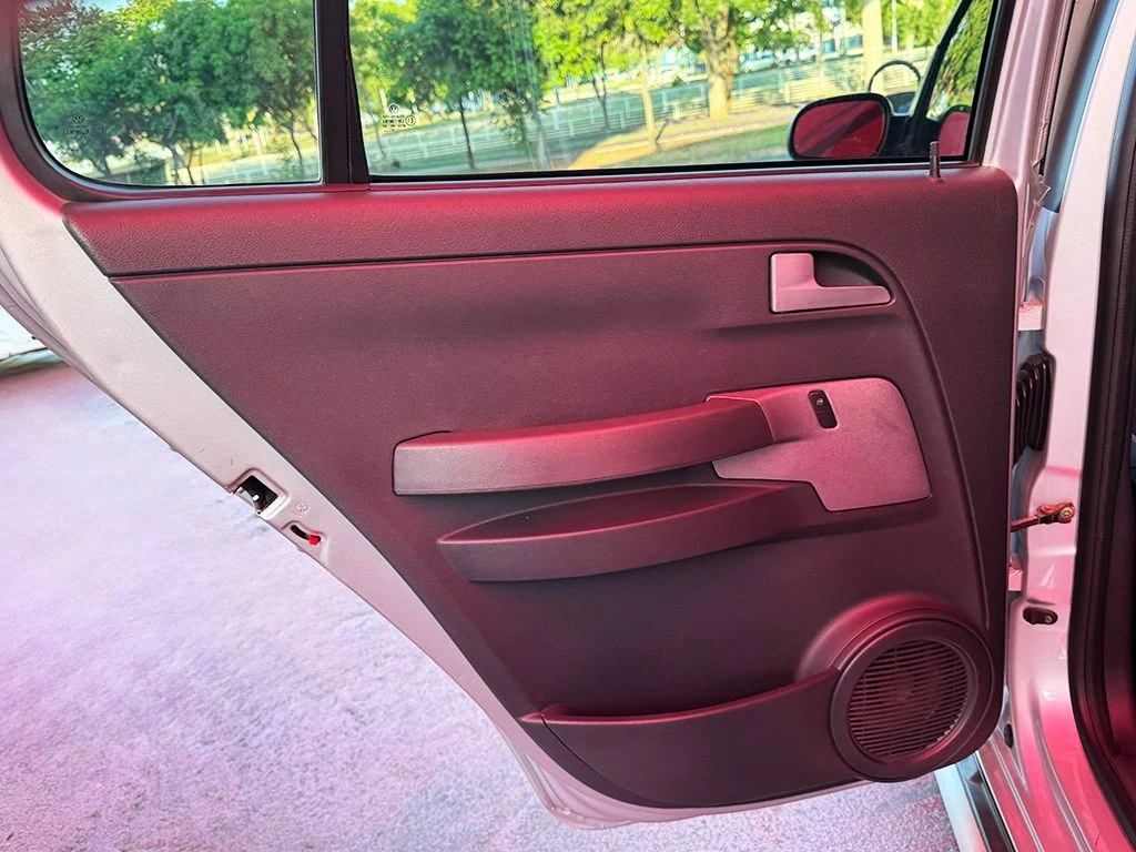 VOLKSWAGEN CROSSFOX