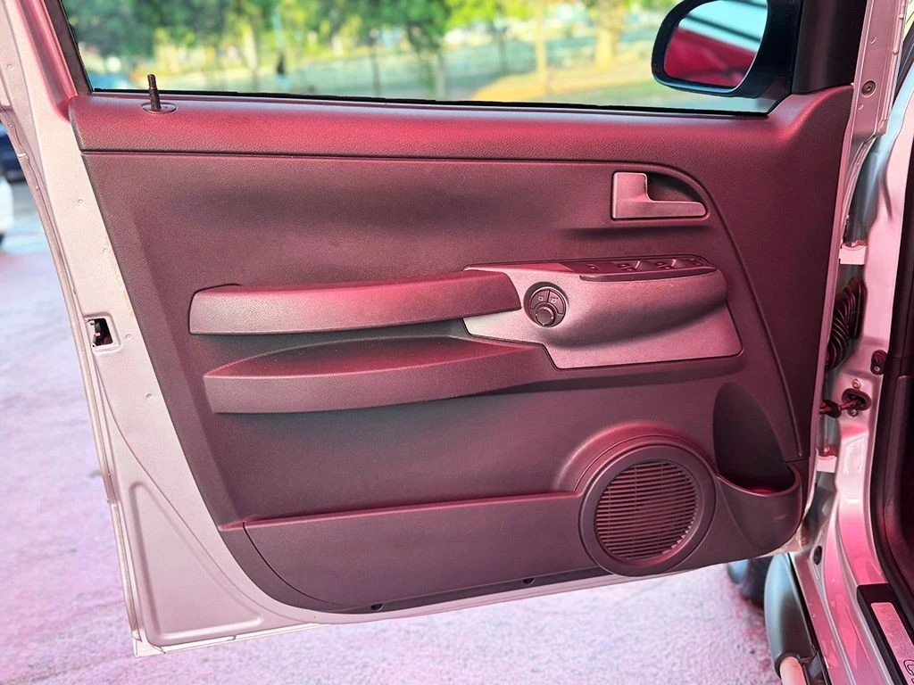 VOLKSWAGEN CROSSFOX