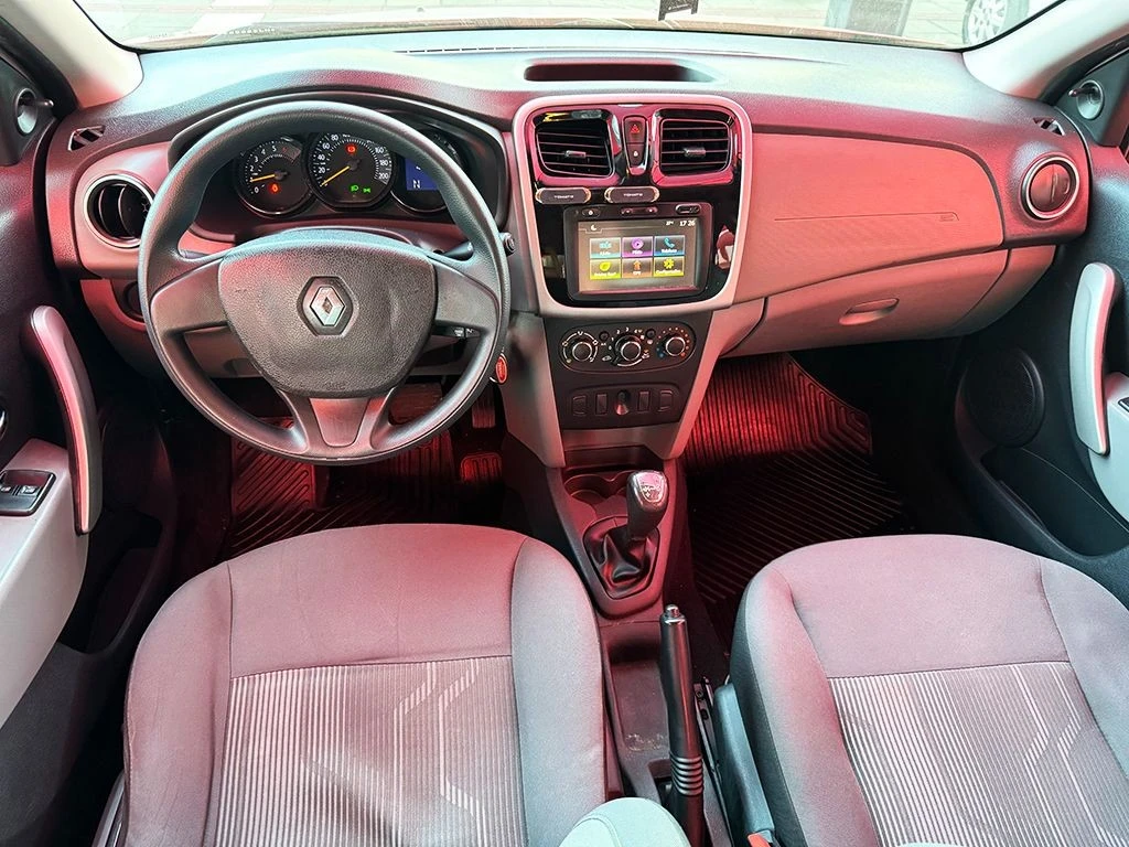 RENAULT LOGAN