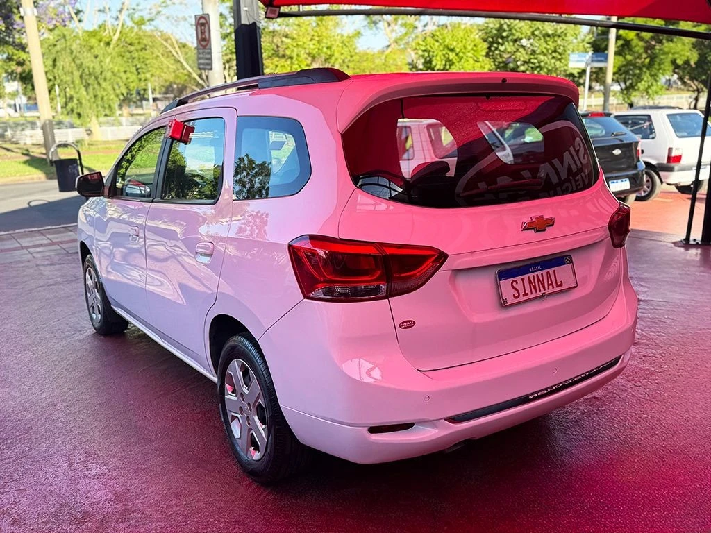 CHEVROLET SPIN