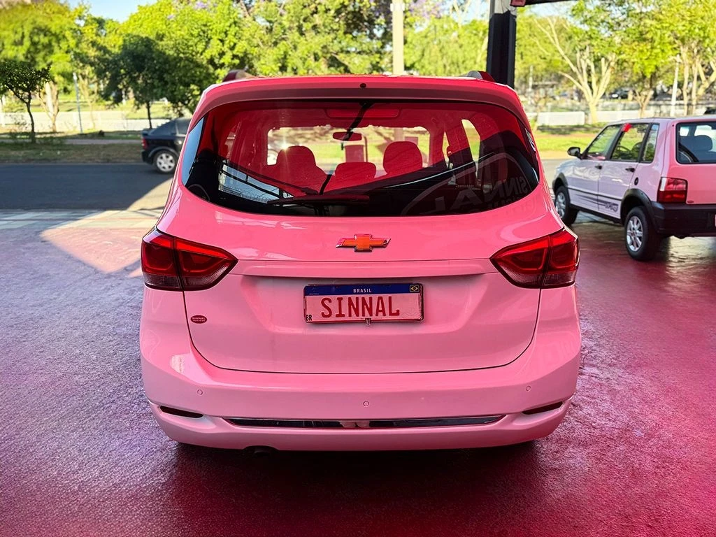 CHEVROLET SPIN