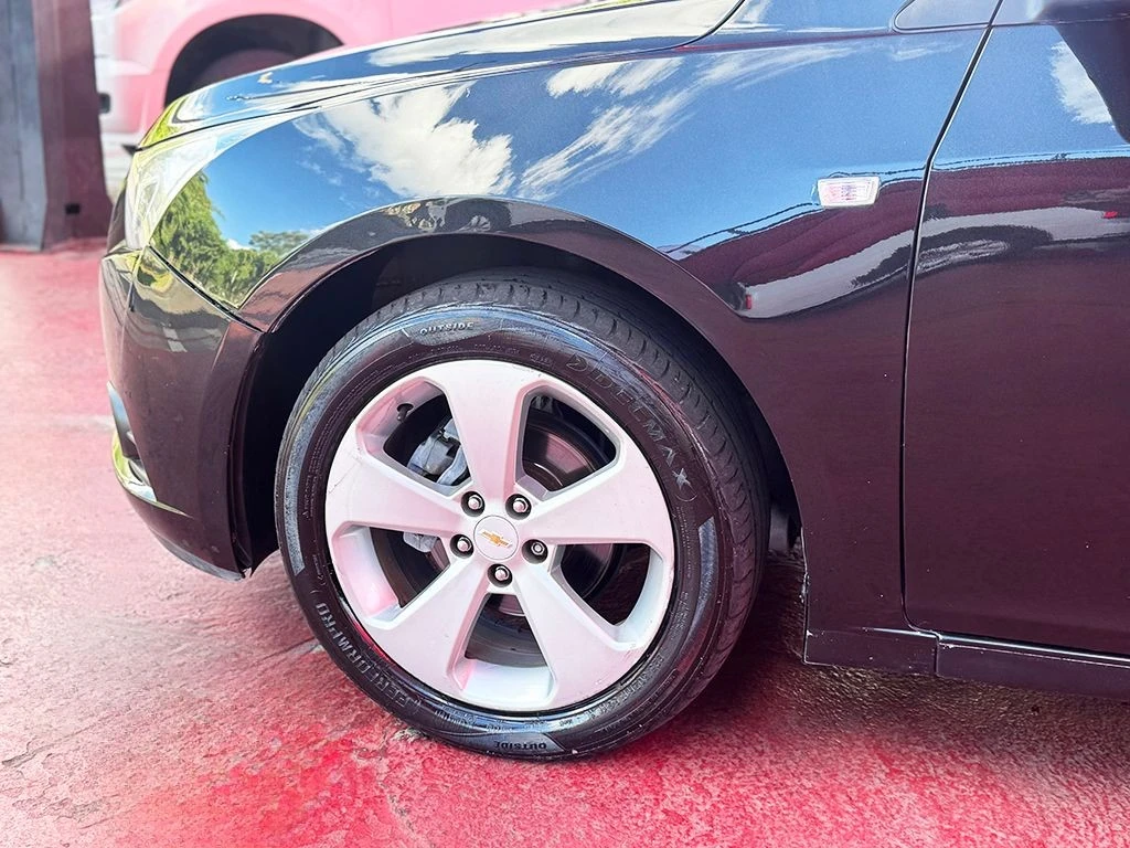 CHEVROLET CRUZE