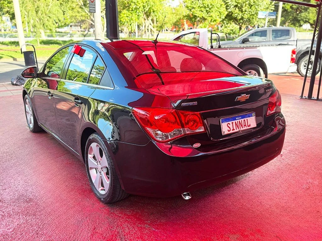 CHEVROLET CRUZE