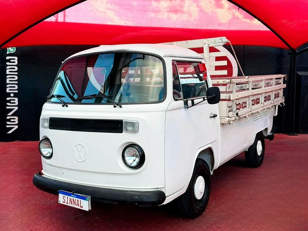 VOLKSWAGEN KOMBI