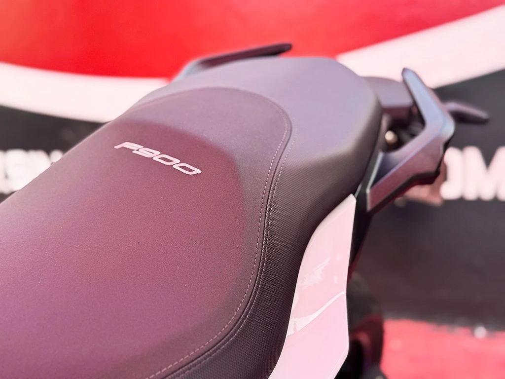 BMW F 900 R SPORT PLUS