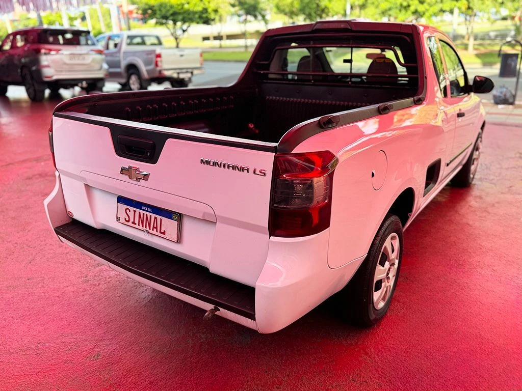 CHEVROLET MONTANA