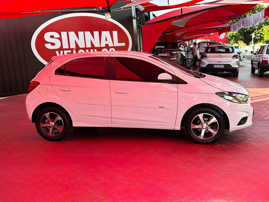 CHEVROLET ONIX