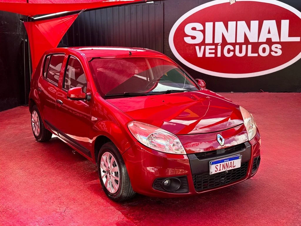 RENAULT SANDERO
