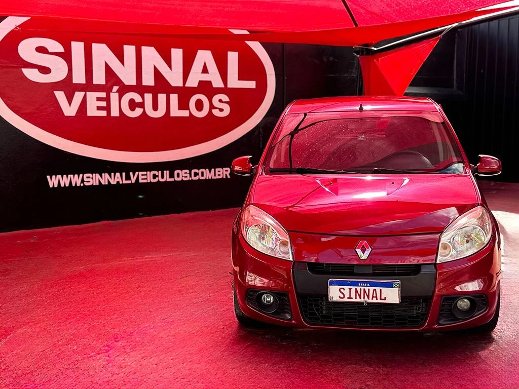 RENAULT SANDERO