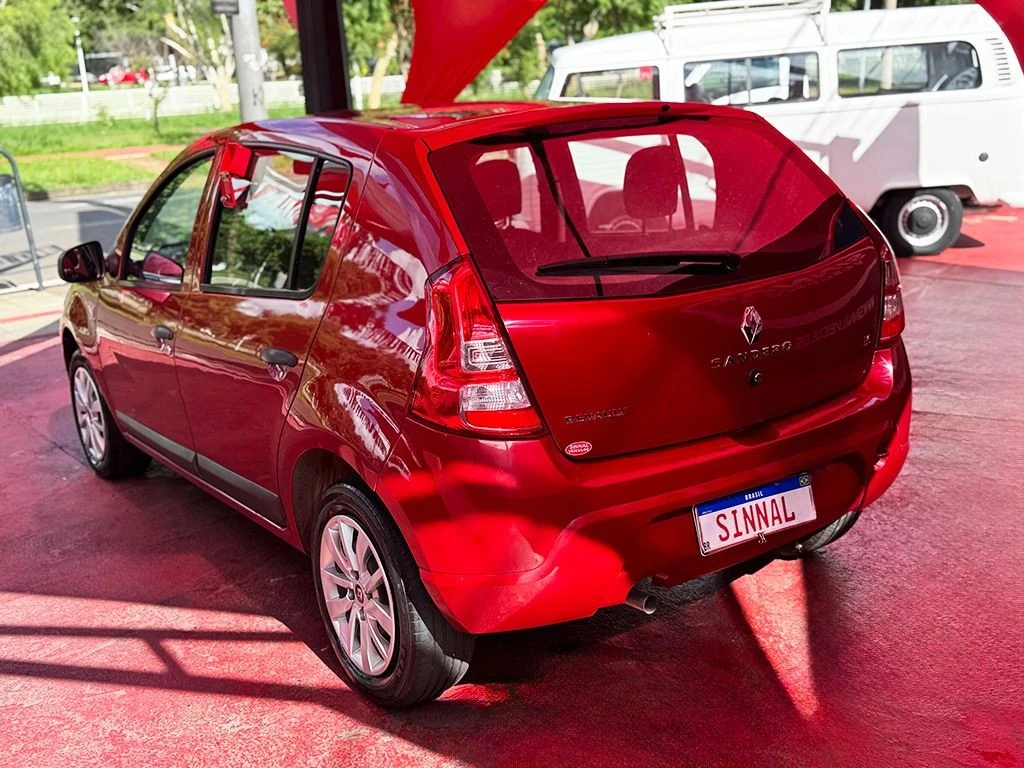 RENAULT SANDERO