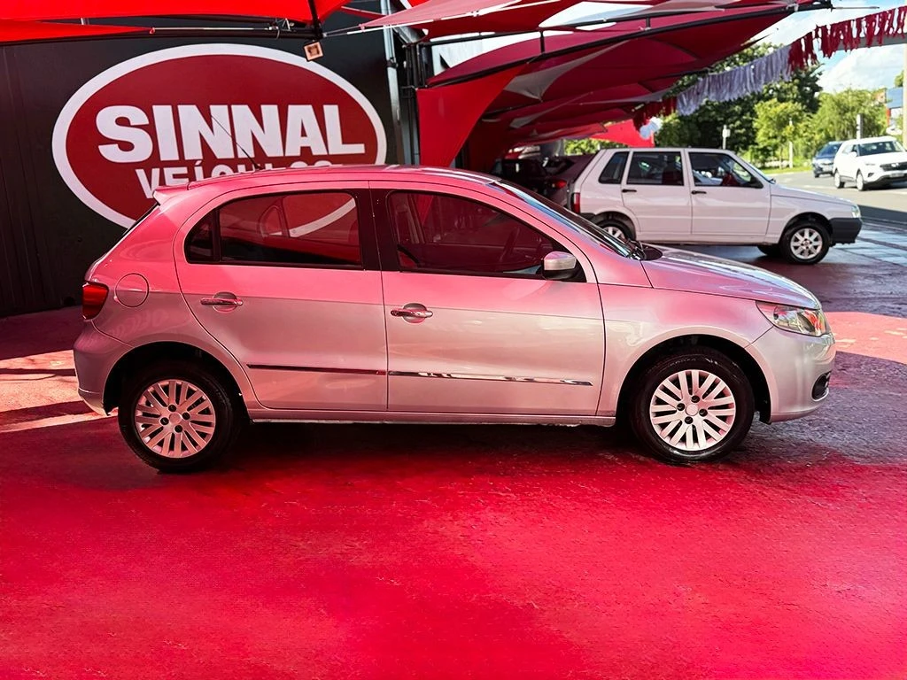 VOLKSWAGEN GOL
