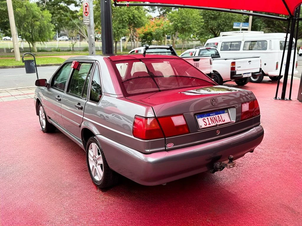 VOLKSWAGEN SANTANA