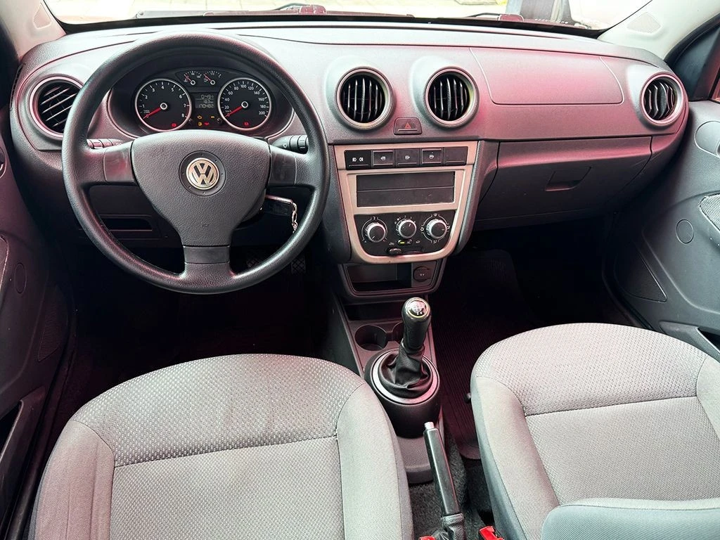 VOLKSWAGEN VOYAGE