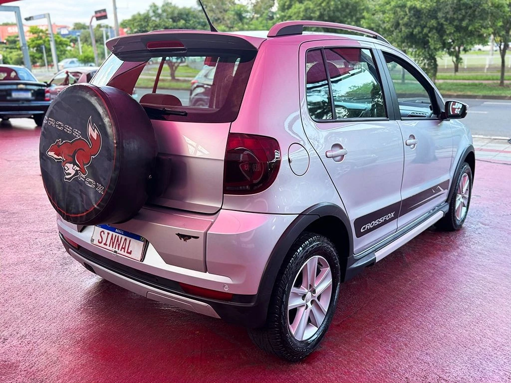 VOLKSWAGEN CROSSFOX