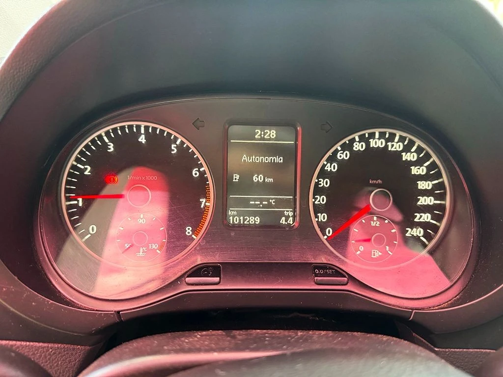 VOLKSWAGEN SPACE CROSS