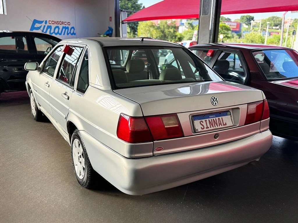 VOLKSWAGEN SANTANA