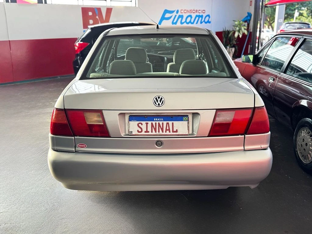 VOLKSWAGEN SANTANA