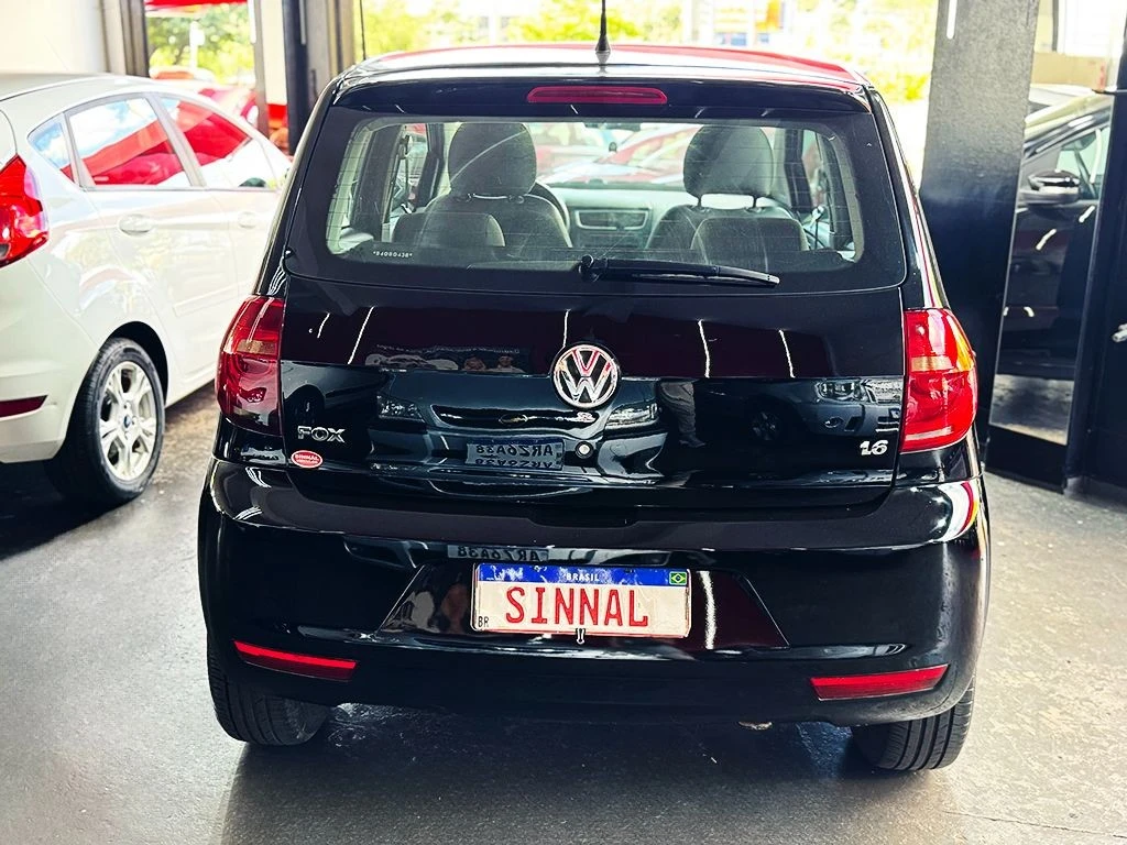 VOLKSWAGEN FOX