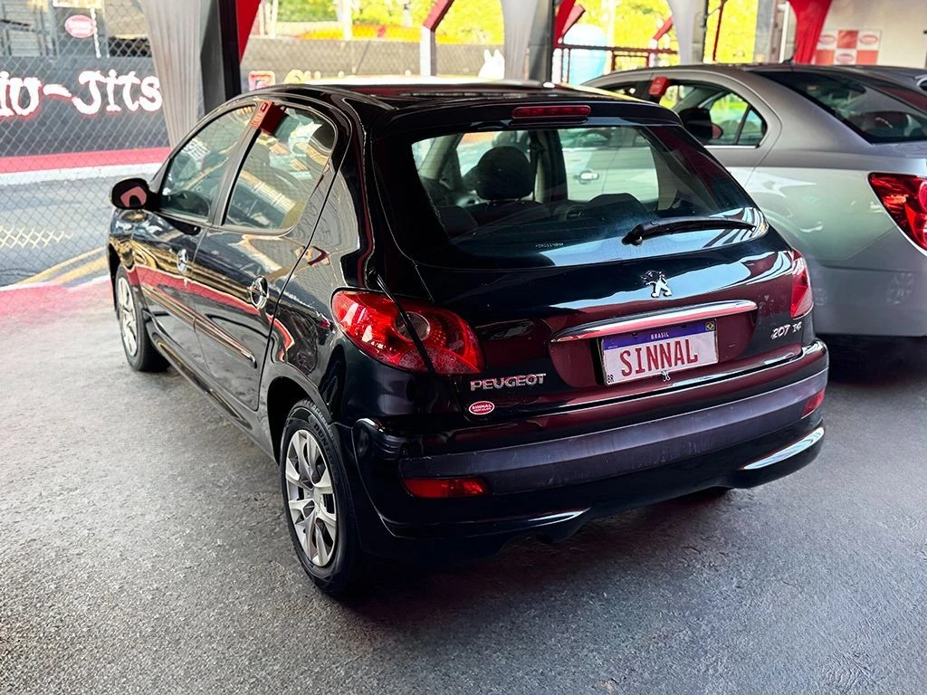 PEUGEOT 207