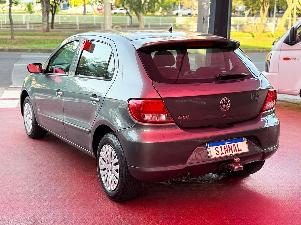 VOLKSWAGEN GOL