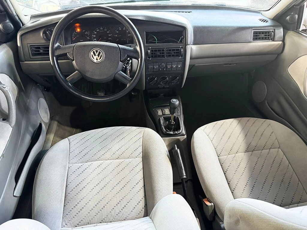 VOLKSWAGEN SANTANA