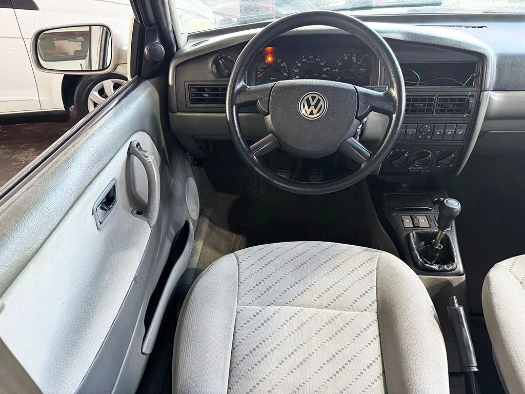 VOLKSWAGEN SANTANA