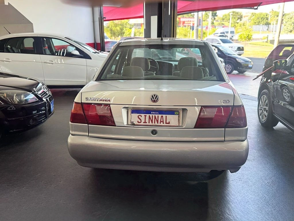 VOLKSWAGEN SANTANA
