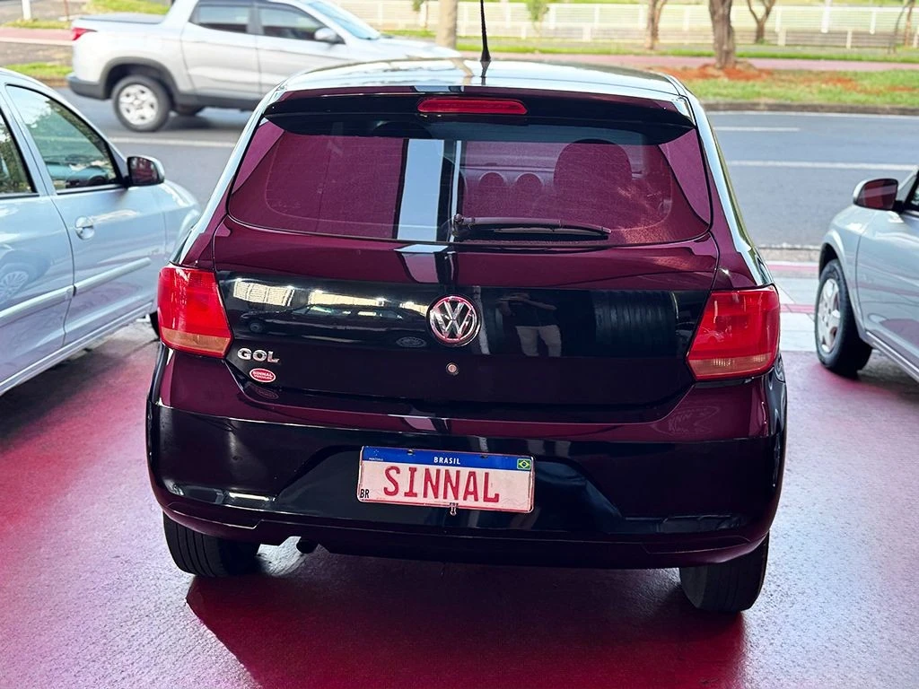 VOLKSWAGEN GOL