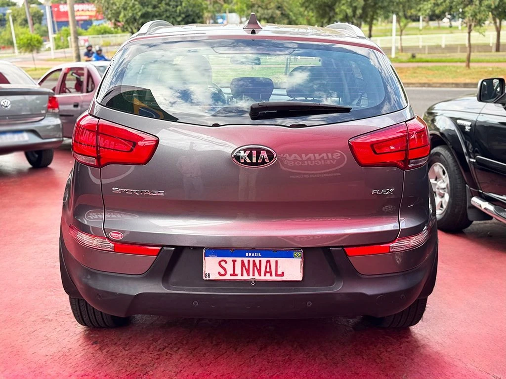 KIA SPORTAGE