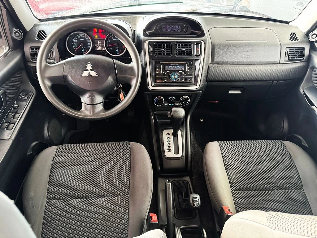 MITSUBISHI PAJERO TR4